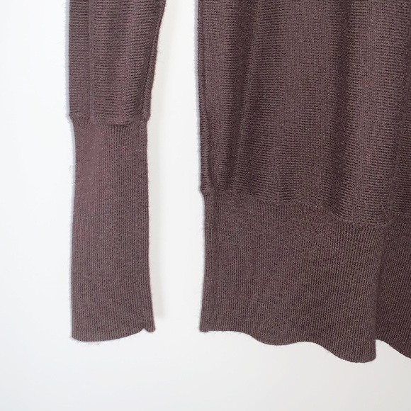 Gap Scoop Neckline Brown Ladies Sweater - Sz Small - Picture 4 of 5